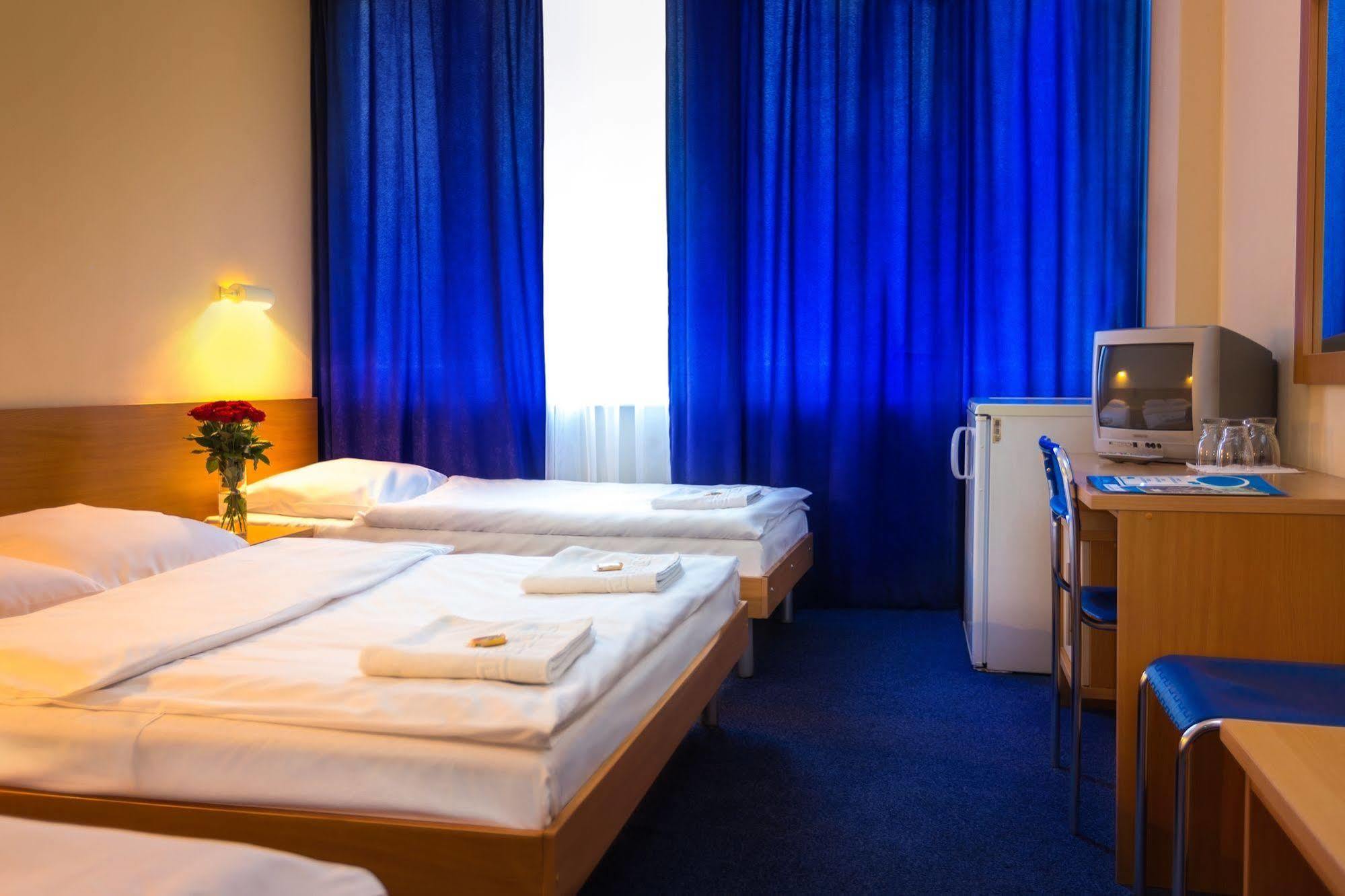 Dom Turystyczny Indigo Hostel Krakow Exterior photo